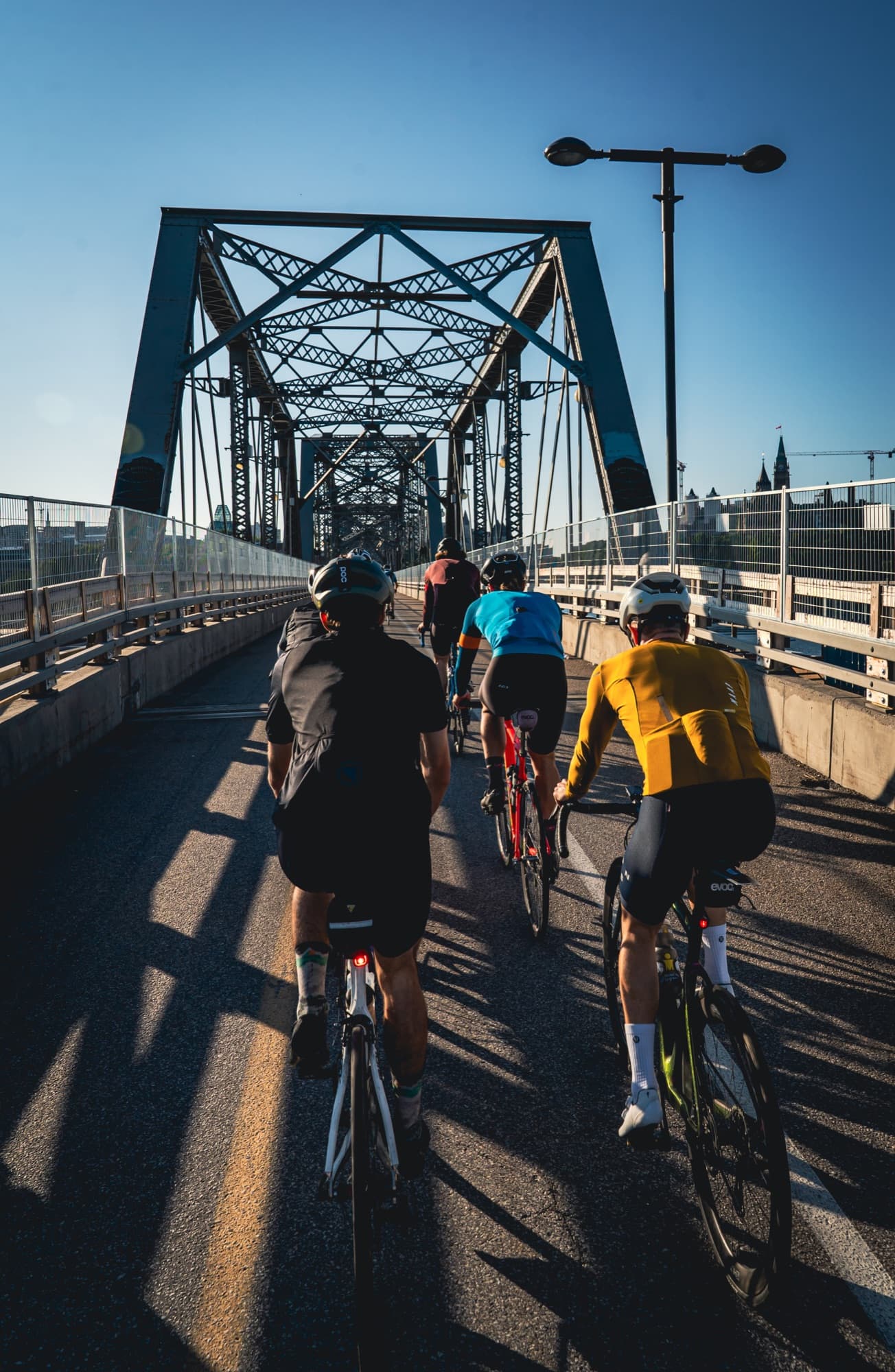 Into the Alexandra Bridge