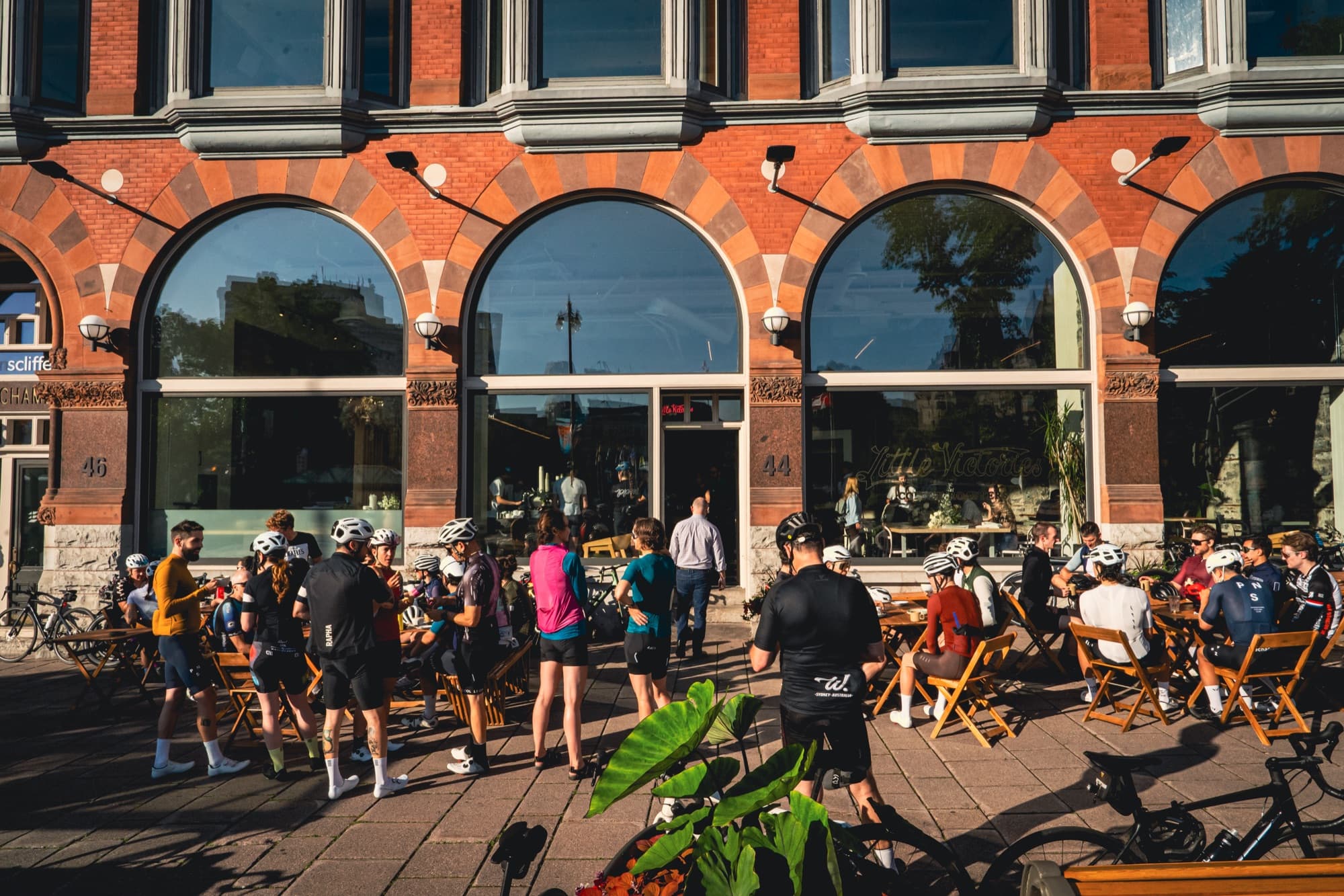 The patio outside 44 Elgin packed with riders after a sunrise ride